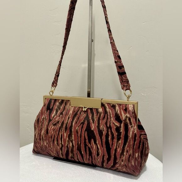 Tiger Stripes Hair-on Cowhide Handmade Unique Folding Kisslock Handbag/Multi Use - Picture 8 of 16